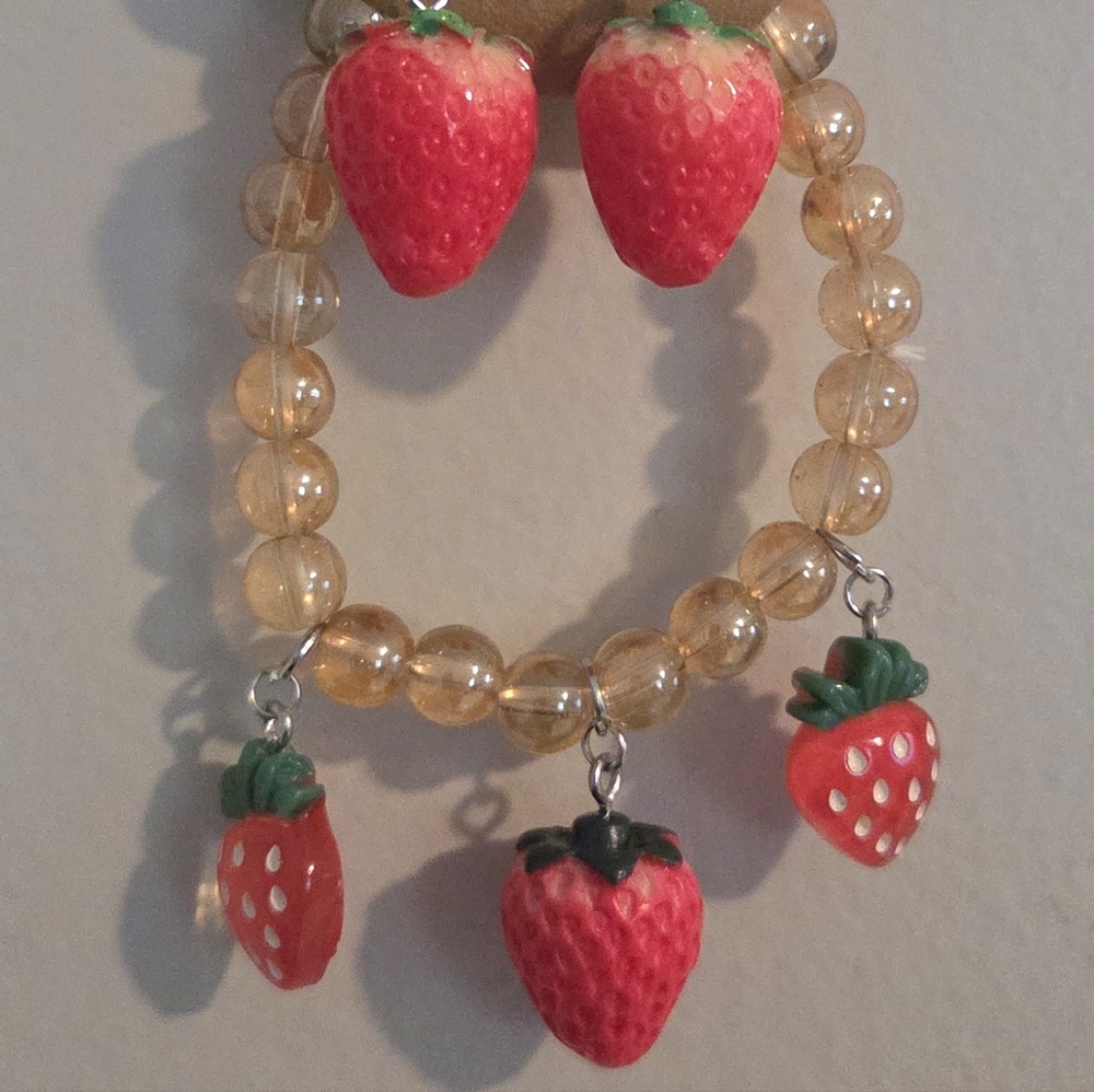 Stretchy Strawberry Bracelet and Earrings Set